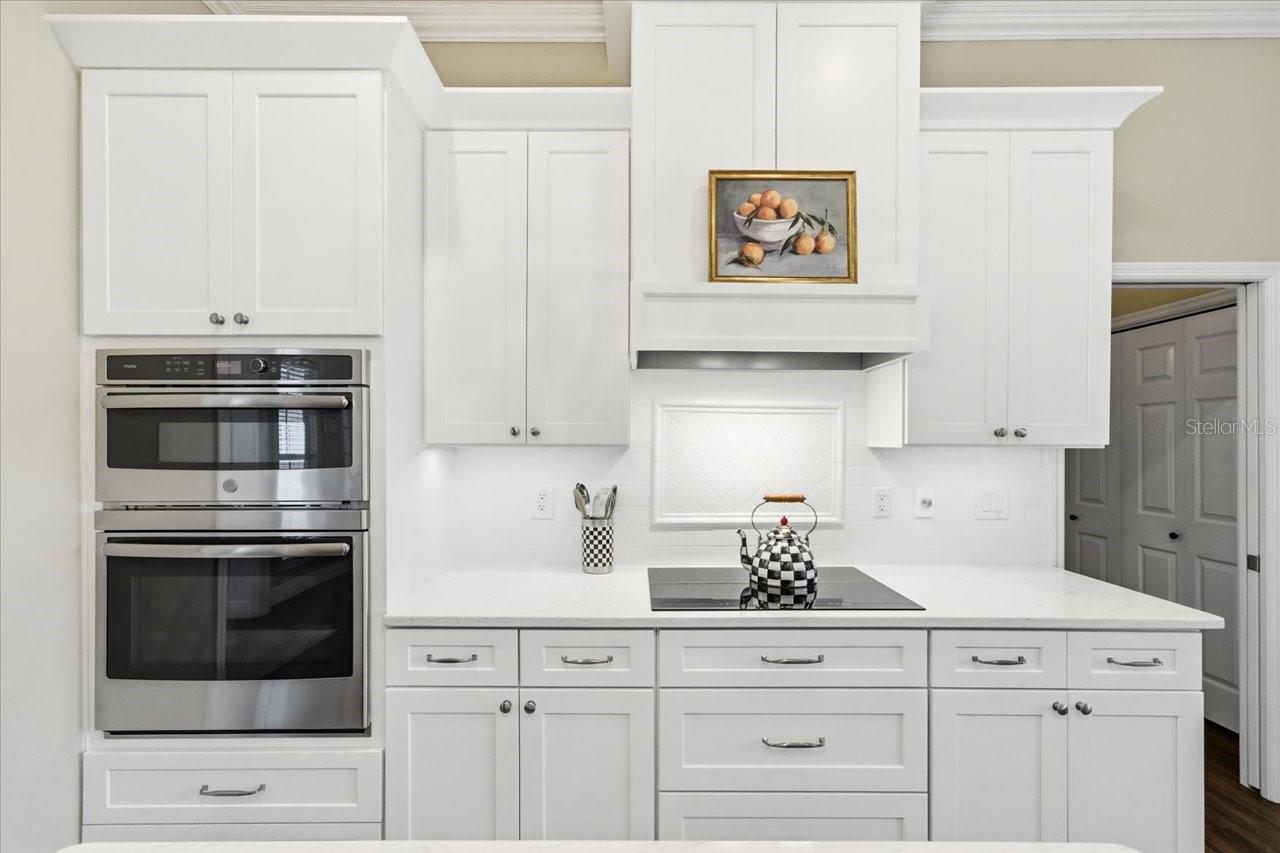 2004 RUSSELL DRIVE, TAMPA, FL, 33618