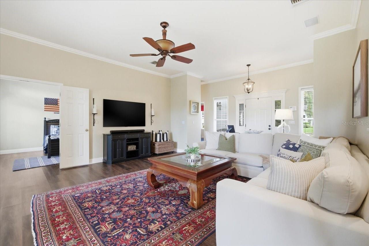 2004 RUSSELL DRIVE, TAMPA, FL, 33618