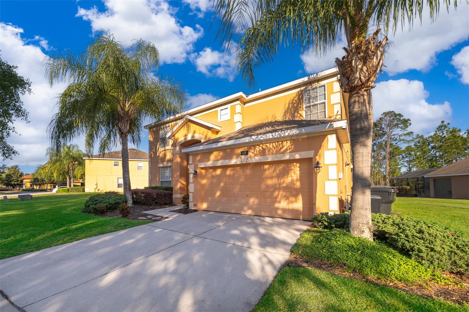 906 ORANGE COSMOS BLVD, DAVENPORT, FL, 33837