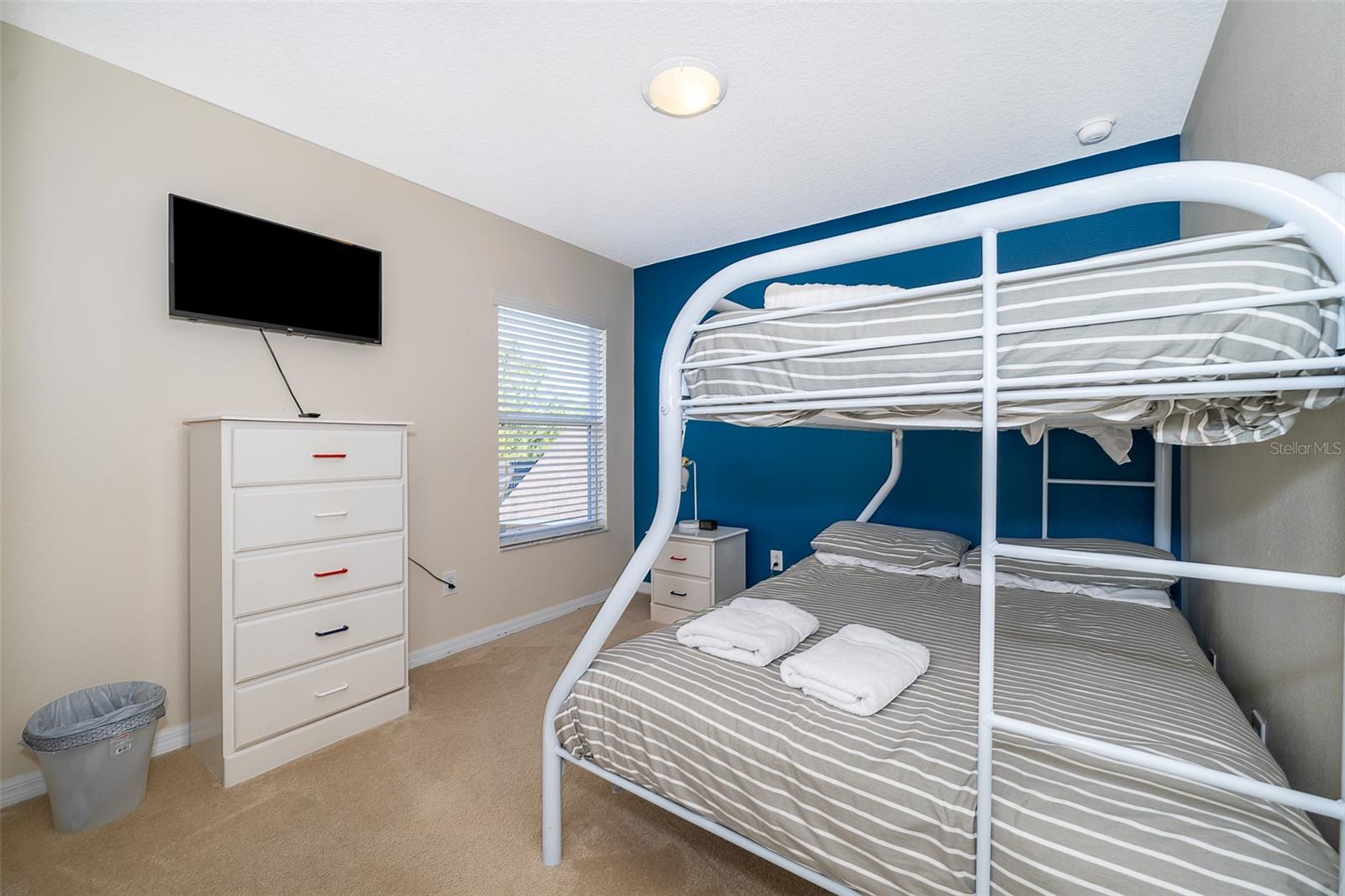 906 ORANGE COSMOS BLVD, DAVENPORT, FL, 33837