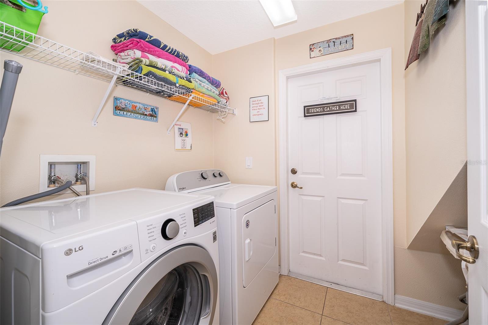 906 ORANGE COSMOS BLVD, DAVENPORT, FL, 33837