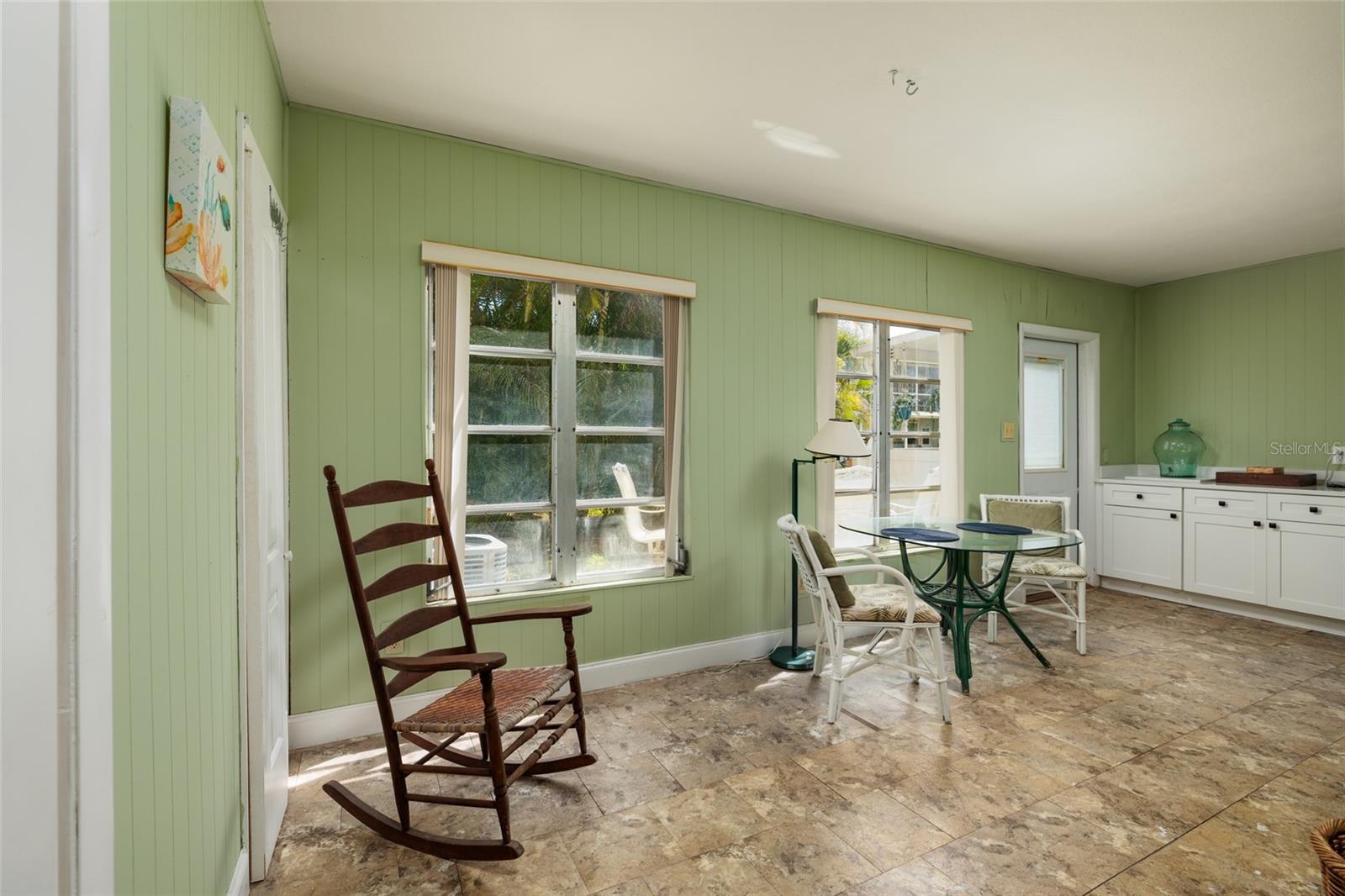 4143 56TH ST N #903, KENNETH CITY, FL, 33709