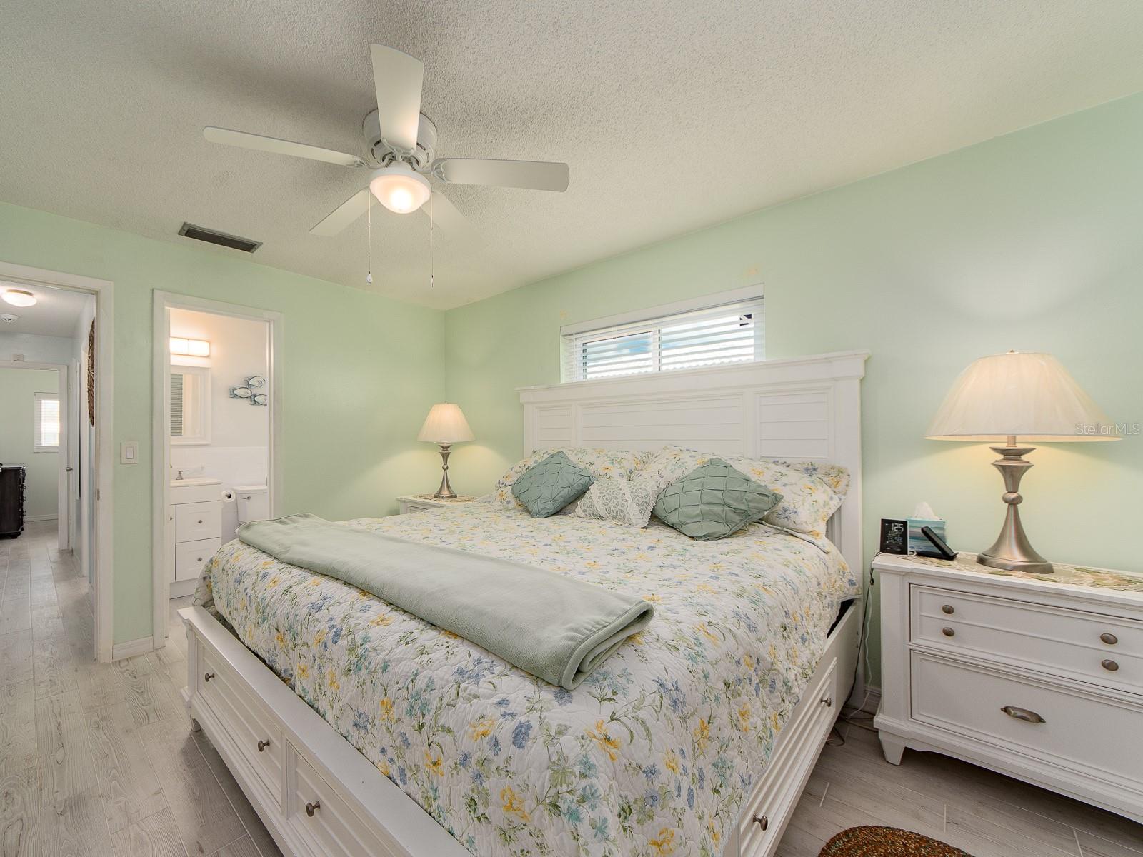 14104 88TH AVE, SEMINOLE, FL, 33776