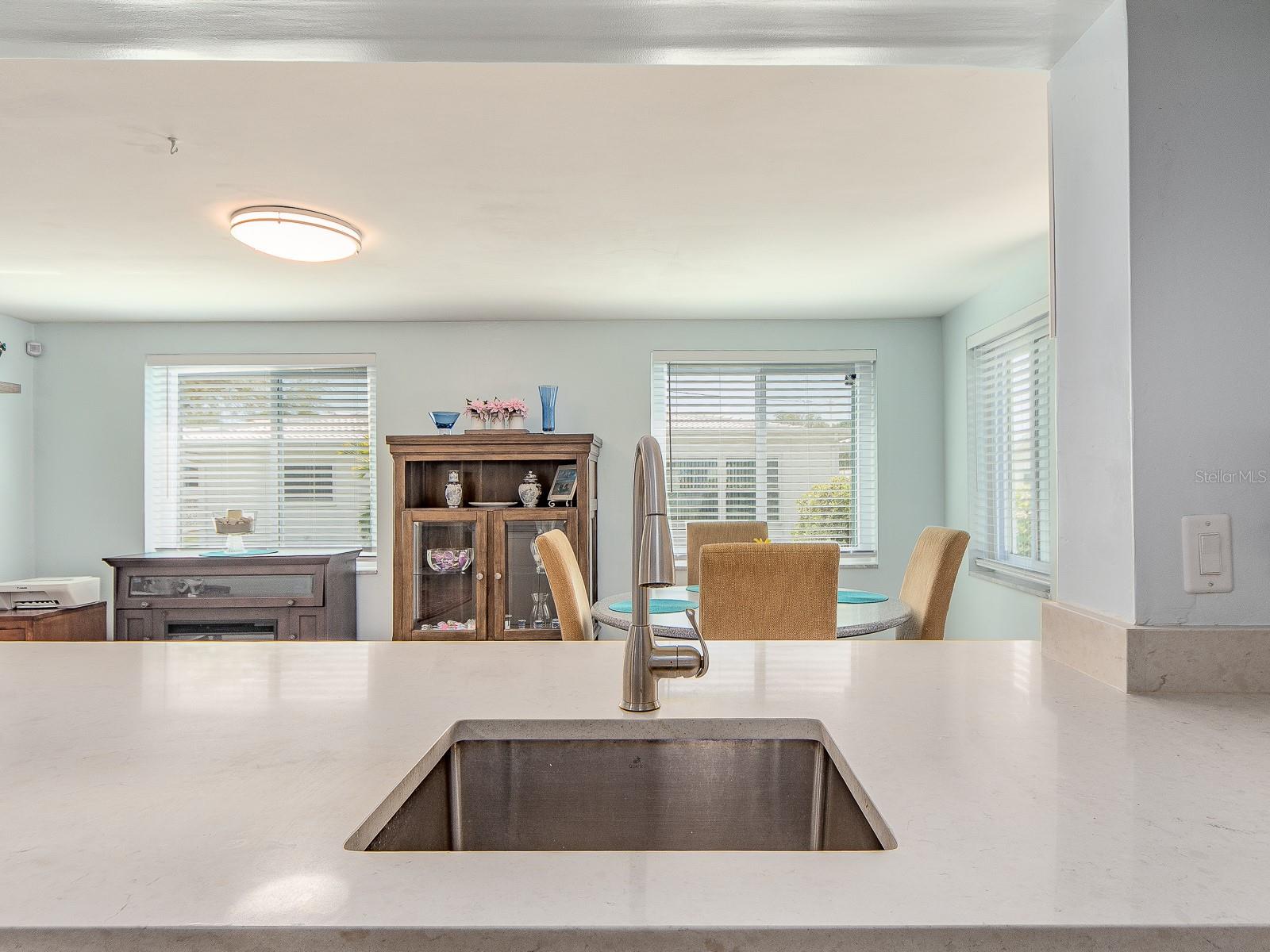 14104 88TH AVE, SEMINOLE, FL, 33776