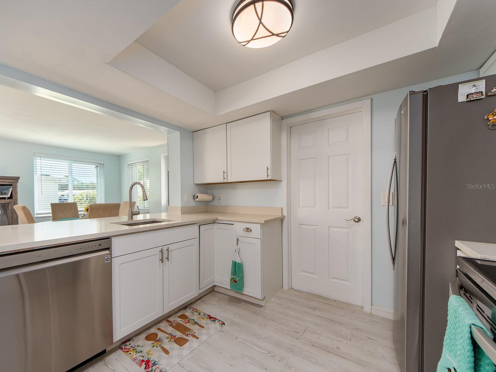 14104 88TH AVE, SEMINOLE, FL, 33776