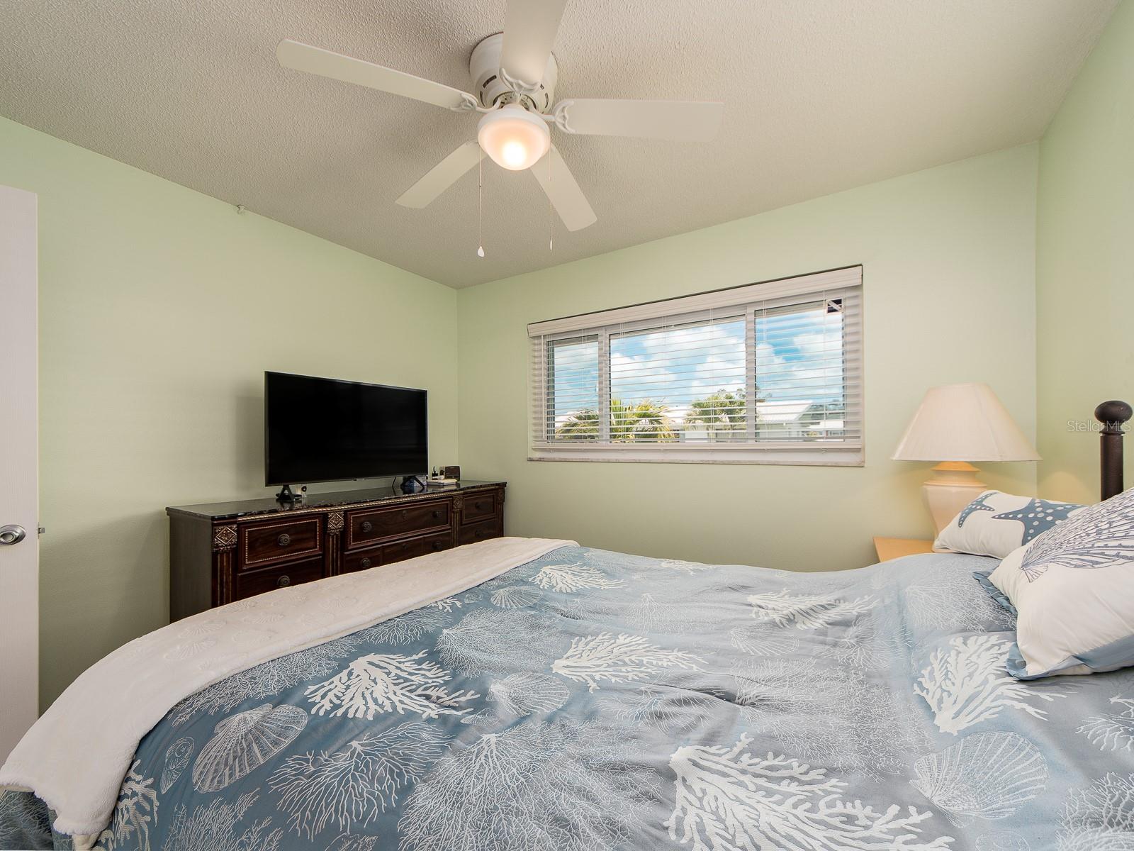 14104 88TH AVE, SEMINOLE, FL, 33776