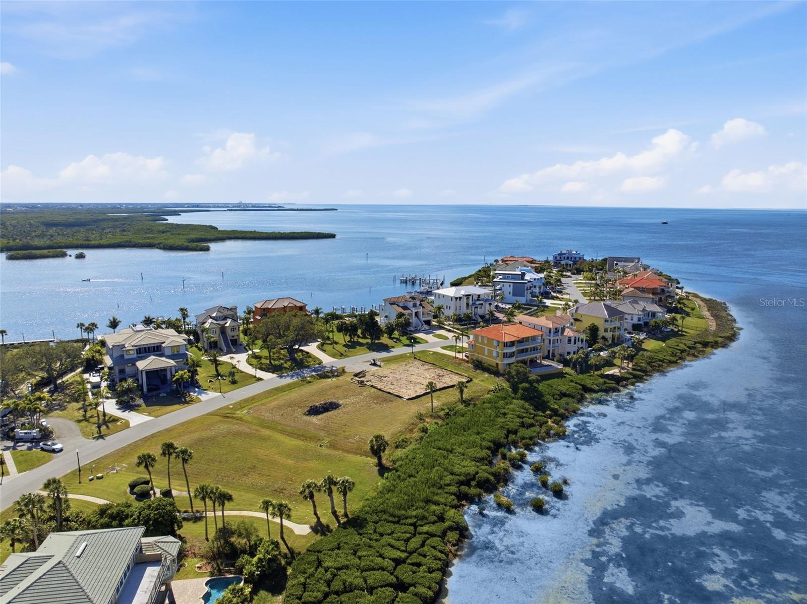 26 HARBORPOINTE DR, PORT RICHEY, FL, 34668