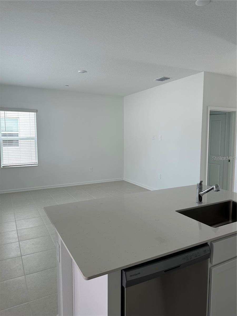 1987 STAKE OUT WAY, APOPKA, FL, 32703