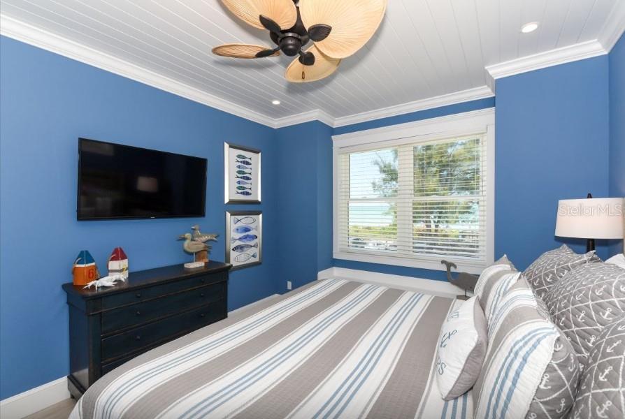 903 GULF DR S, BRADENTON BEACH, FL, 34217