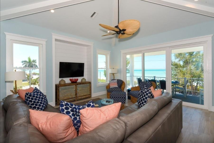 903 GULF DR S, BRADENTON BEACH, FL, 34217