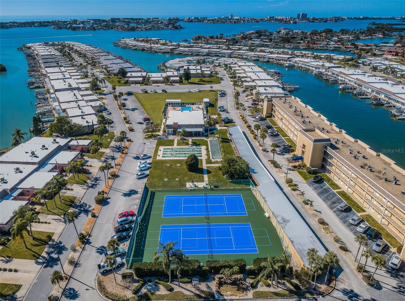 476 BOCA CIEGA POINT BLVD S, ST PETERSBURG, FL, 33708