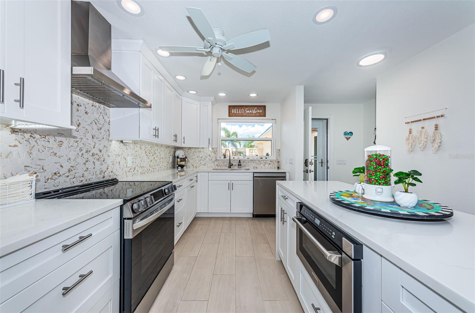 476 BOCA CIEGA POINT BLVD S, ST PETERSBURG, FL, 33708