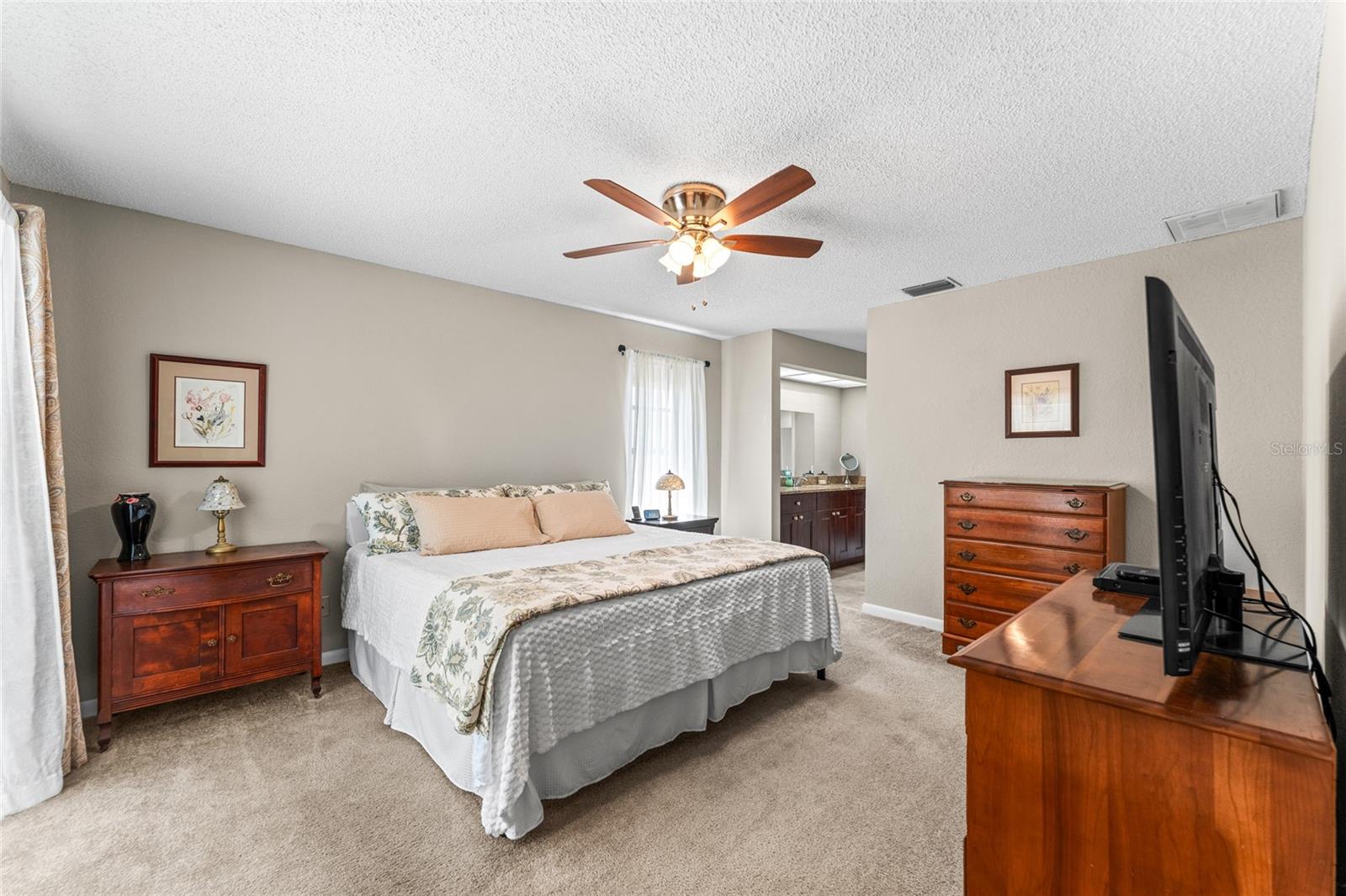 1811 LA GRANDE DR, DUNEDIN, FL, 34698