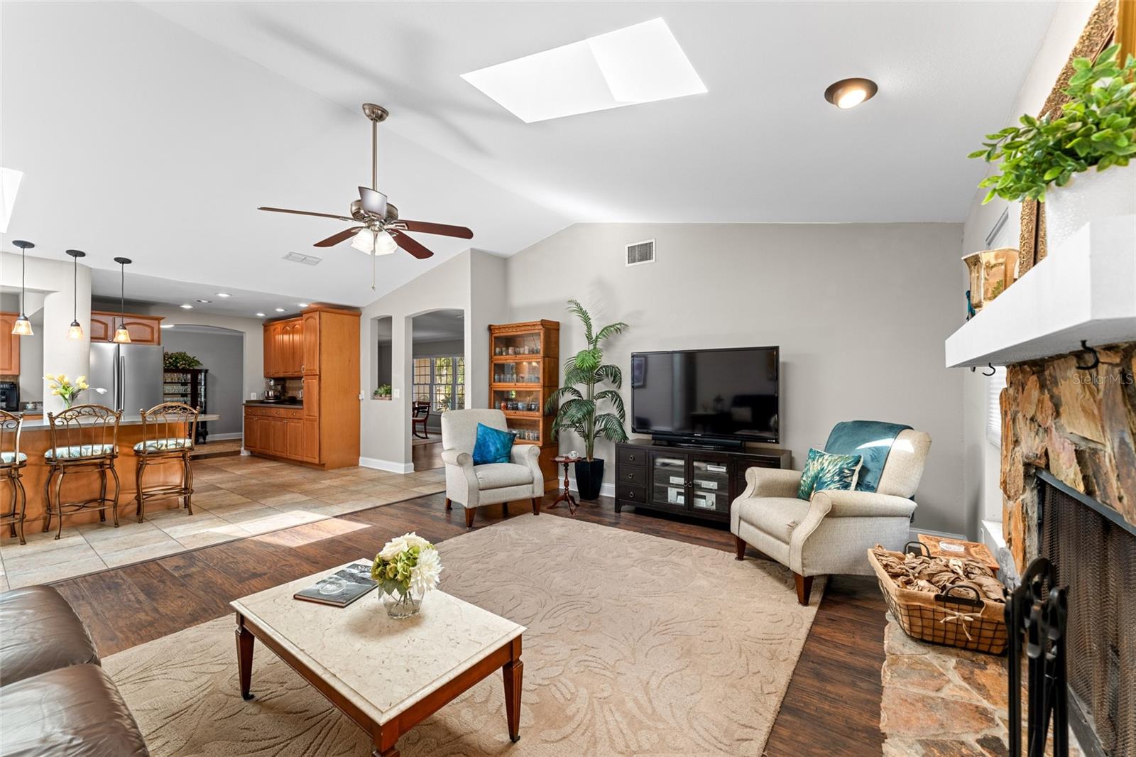 1811 LA GRANDE DR, DUNEDIN, FL, 34698