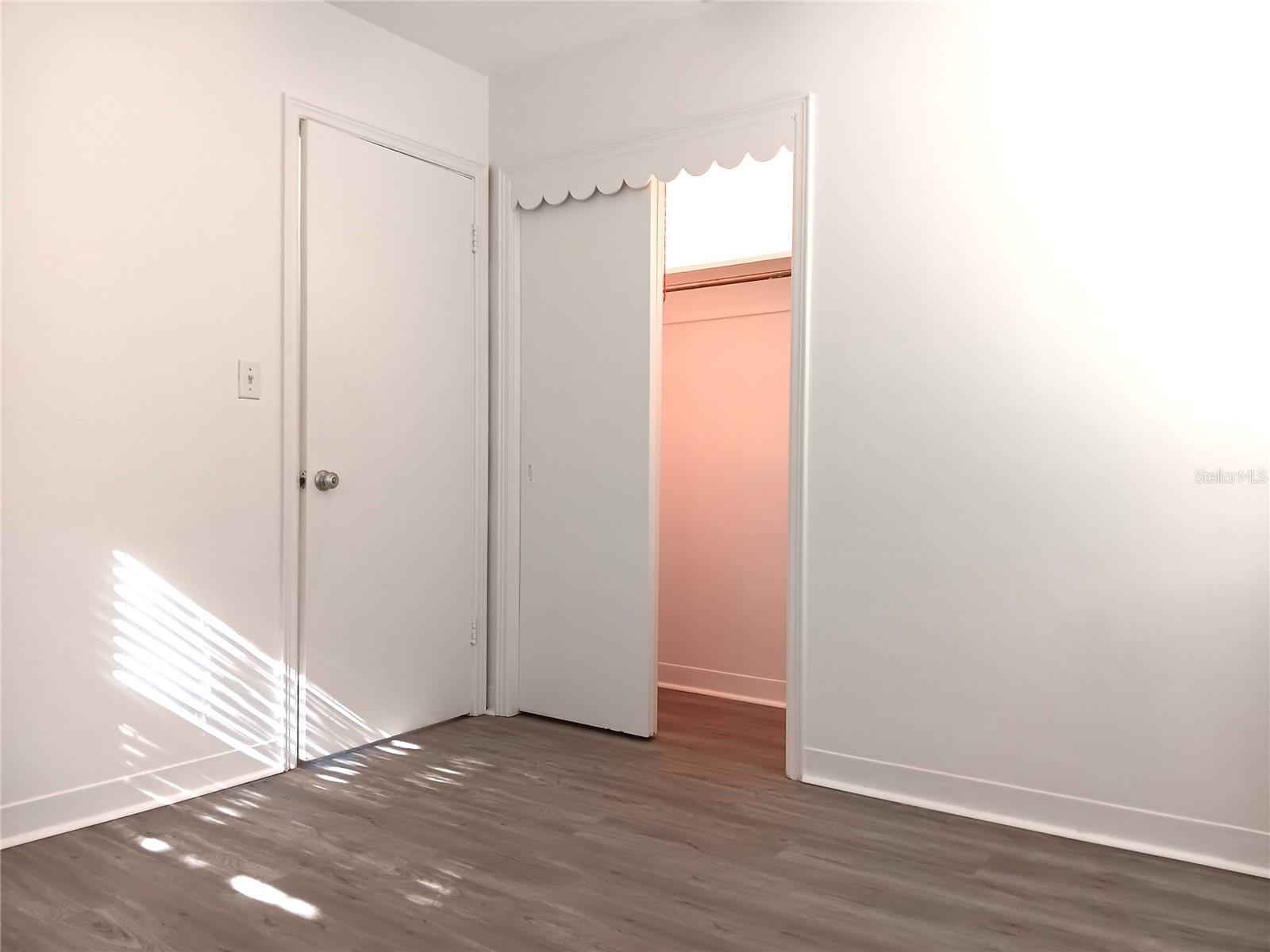 4942 OXFORD AVE N, ST PETERSBURG, FL, 33710