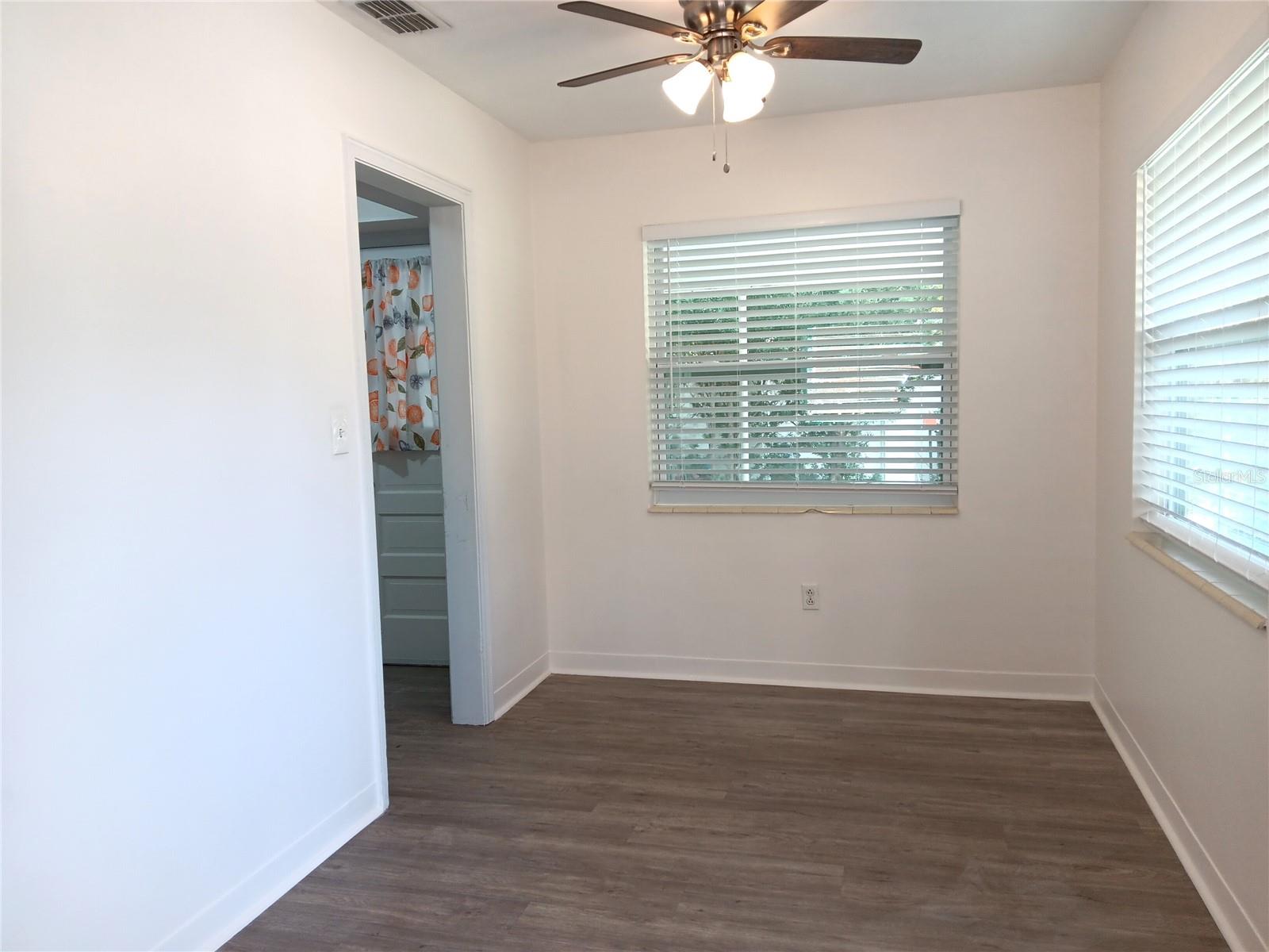 4942 OXFORD AVE N, ST PETERSBURG, FL, 33710