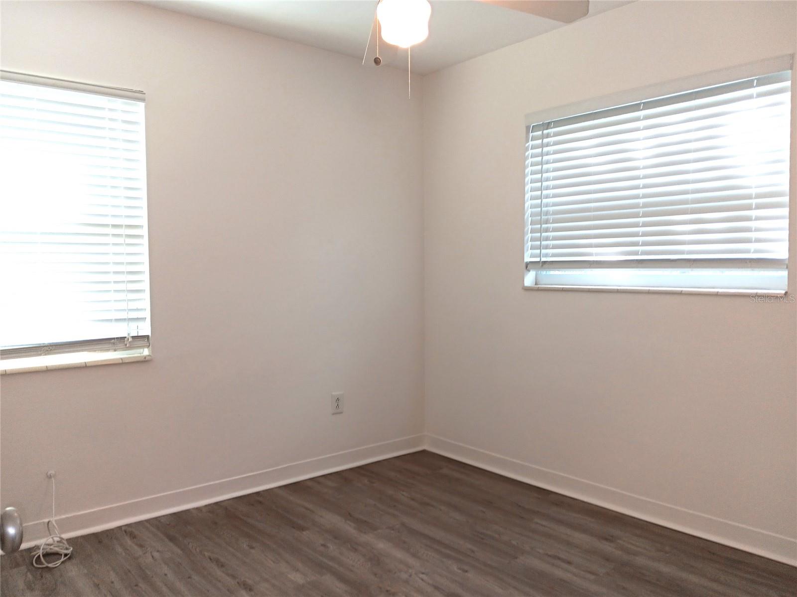 4942 OXFORD AVE N, ST PETERSBURG, FL, 33710