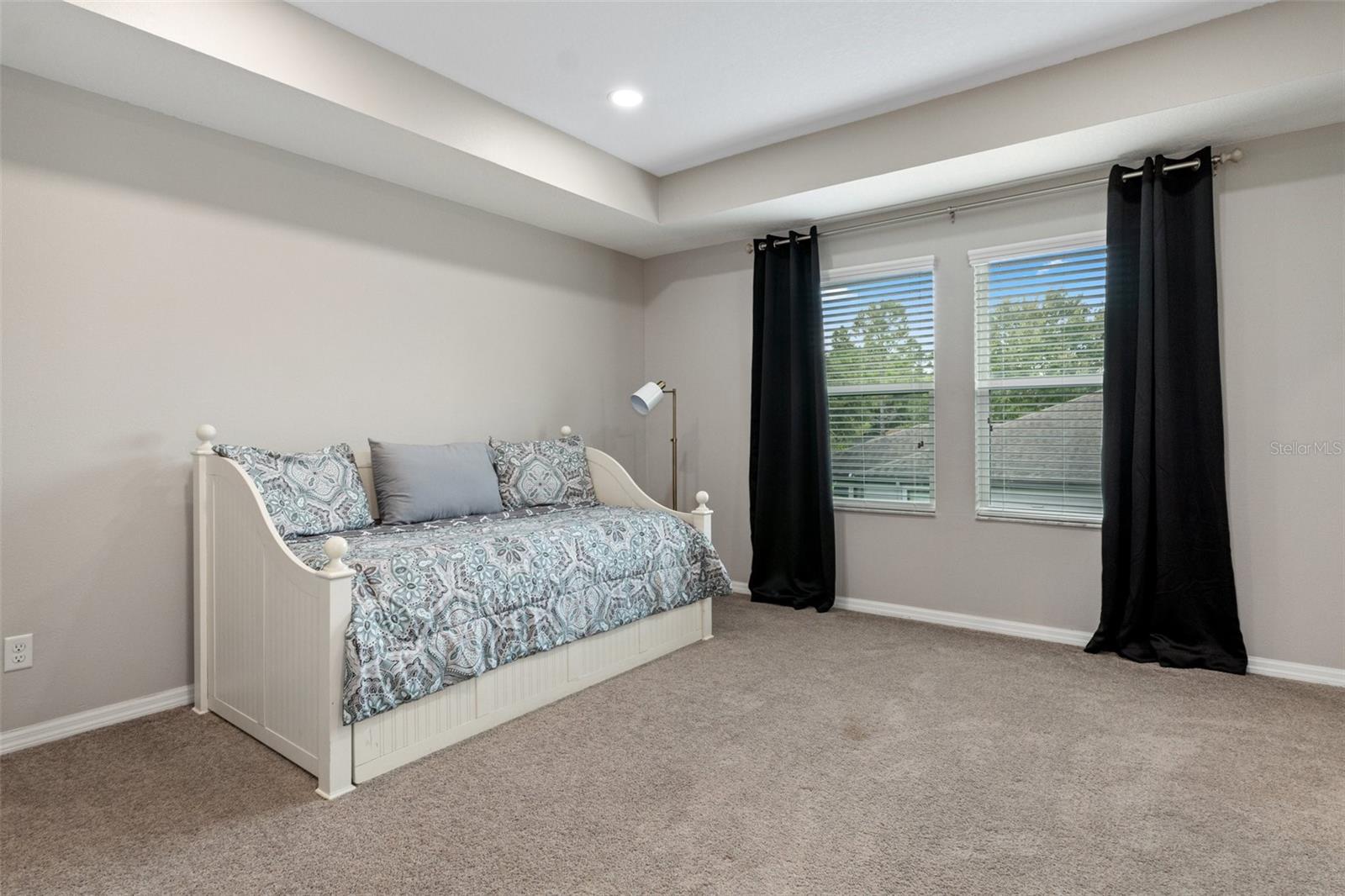 8961 GARDEN PARTY DR, LAND O LAKES, FL, 34637