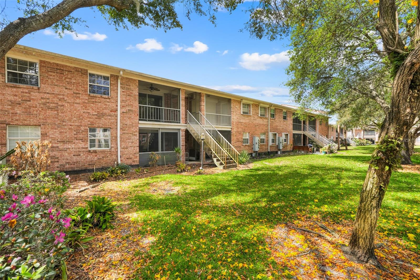 4224 LAKE UNDERHILL RD #8B8, ORLANDO, FL, 32803