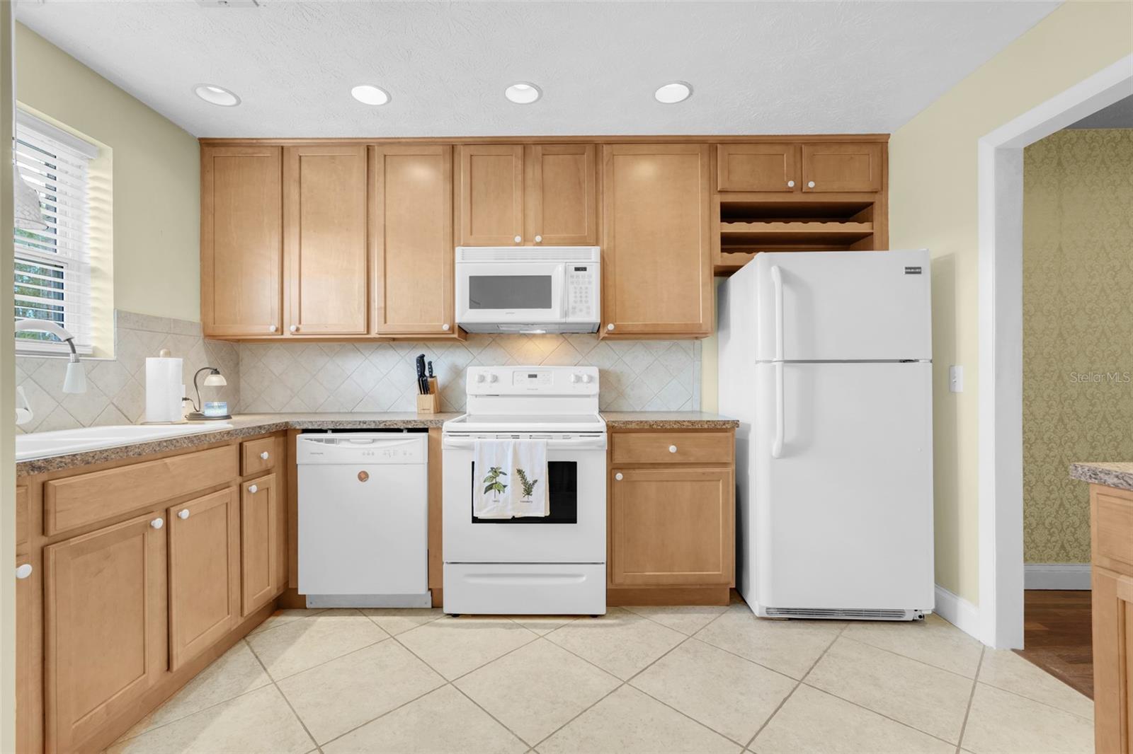 4224 LAKE UNDERHILL RD #8B8, ORLANDO, FL, 32803