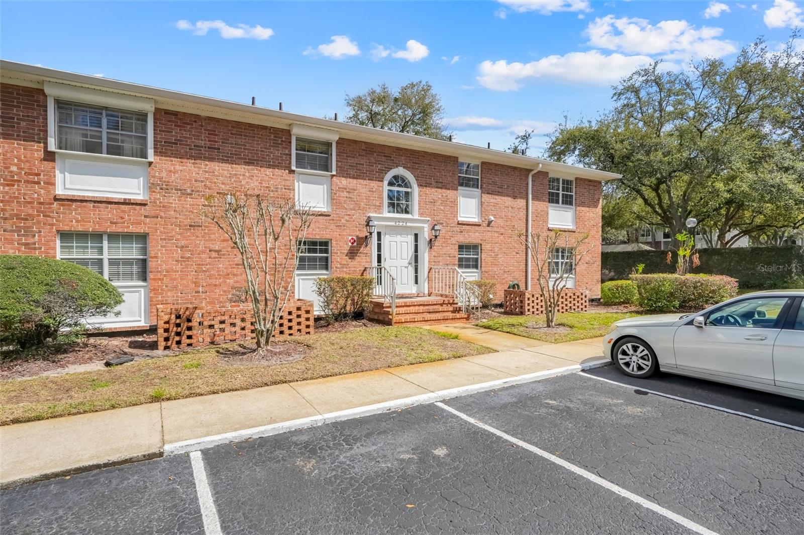 4224 LAKE UNDERHILL RD #8B8, ORLANDO, FL, 32803