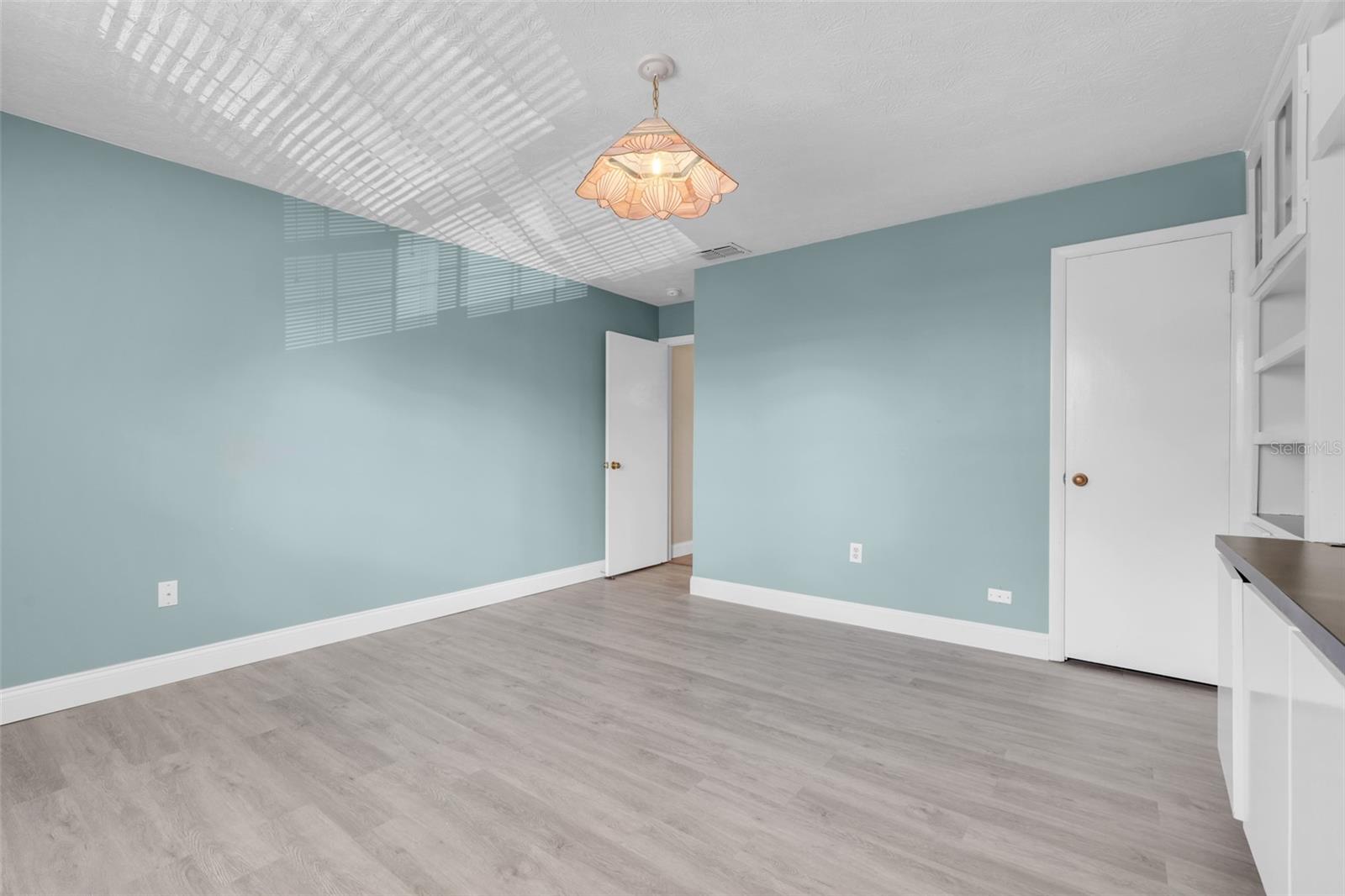 4224 LAKE UNDERHILL RD #8B8, ORLANDO, FL, 32803