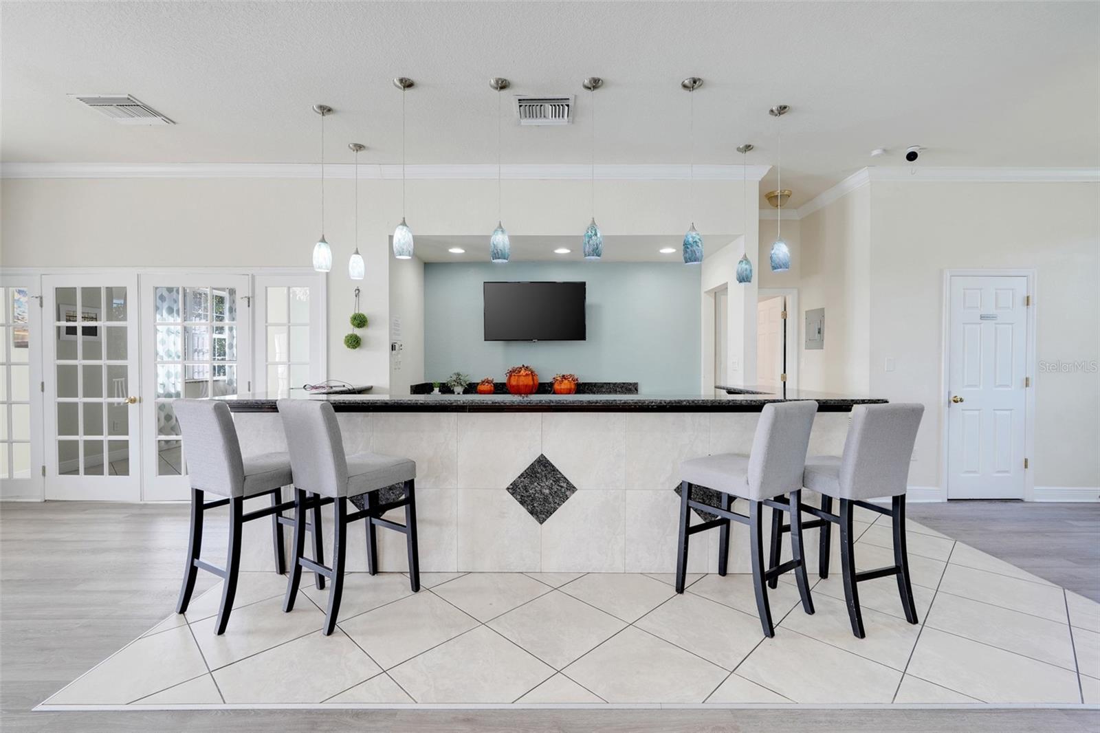 4224 LAKE UNDERHILL RD #8B8, ORLANDO, FL, 32803