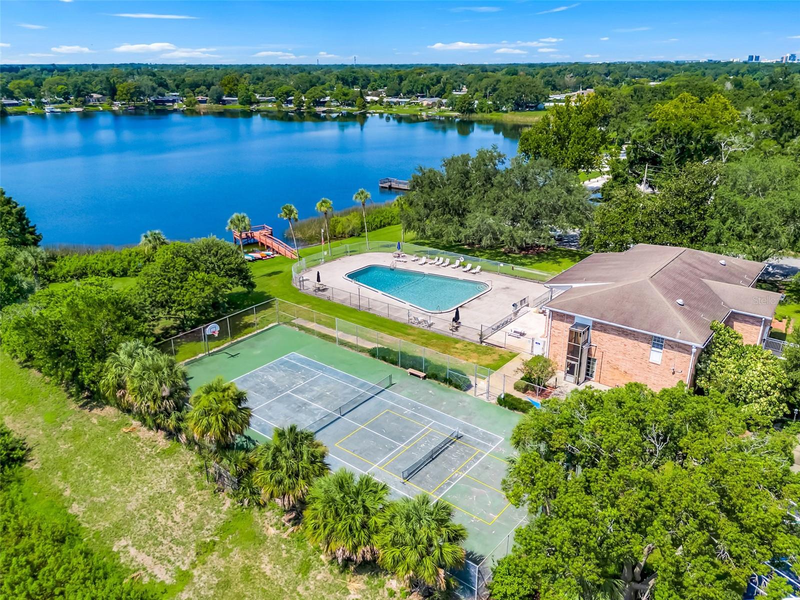 4224 LAKE UNDERHILL RD #8B8, ORLANDO, FL, 32803
