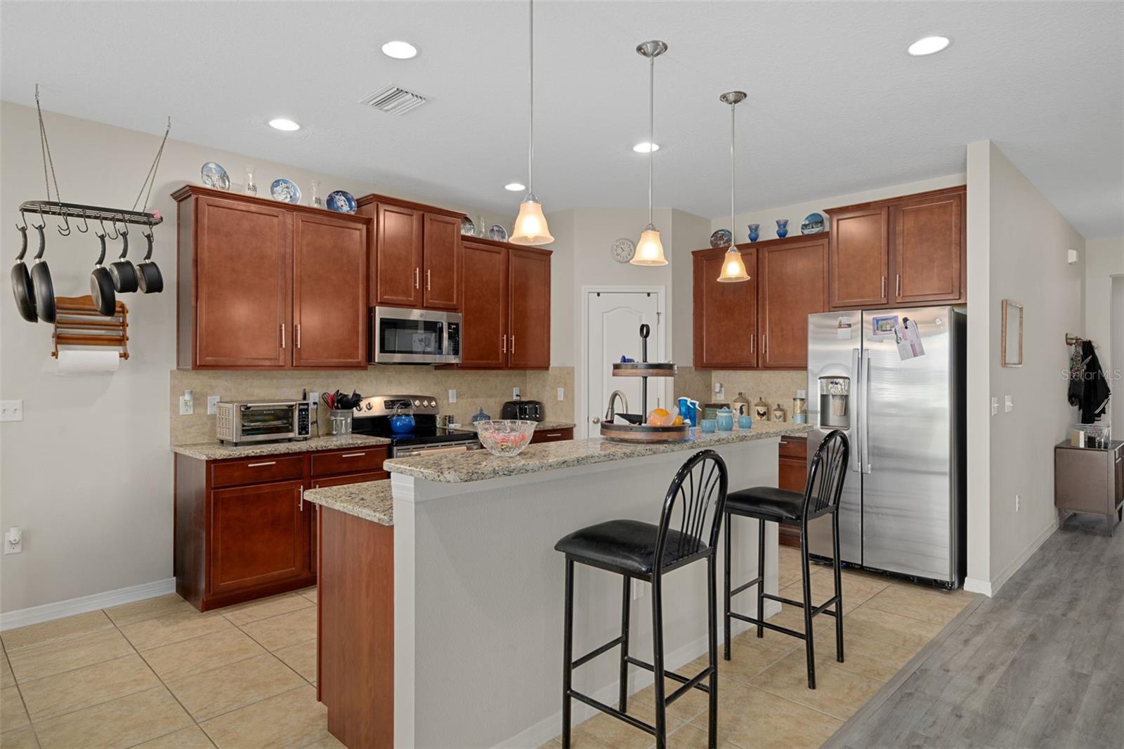 36154 LAGUNA HILLS CIR, ZEPHYRHILLS, FL, 33541