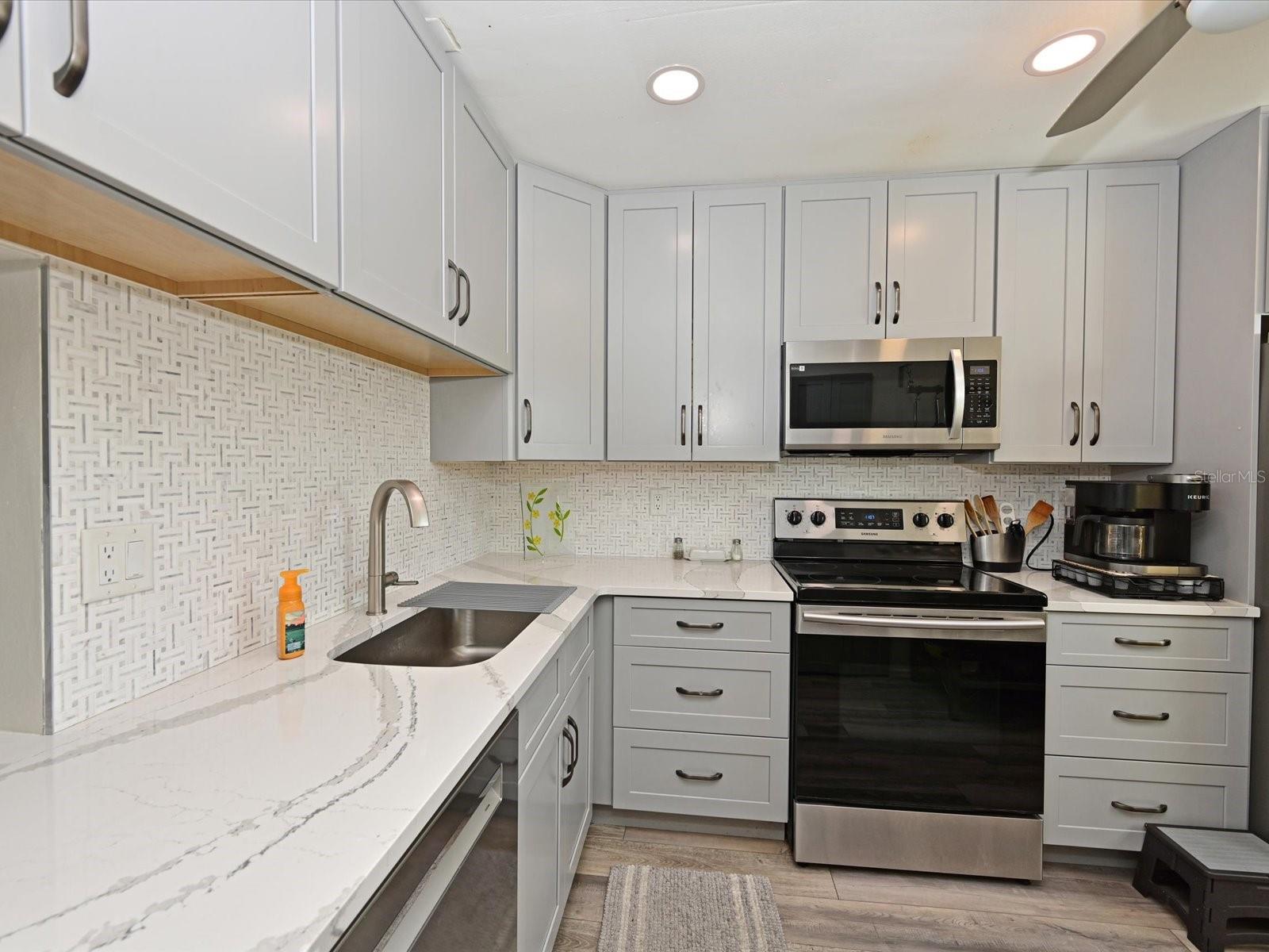 4240 IRONWOOD CIR #206A, BRADENTON, FL, 34209