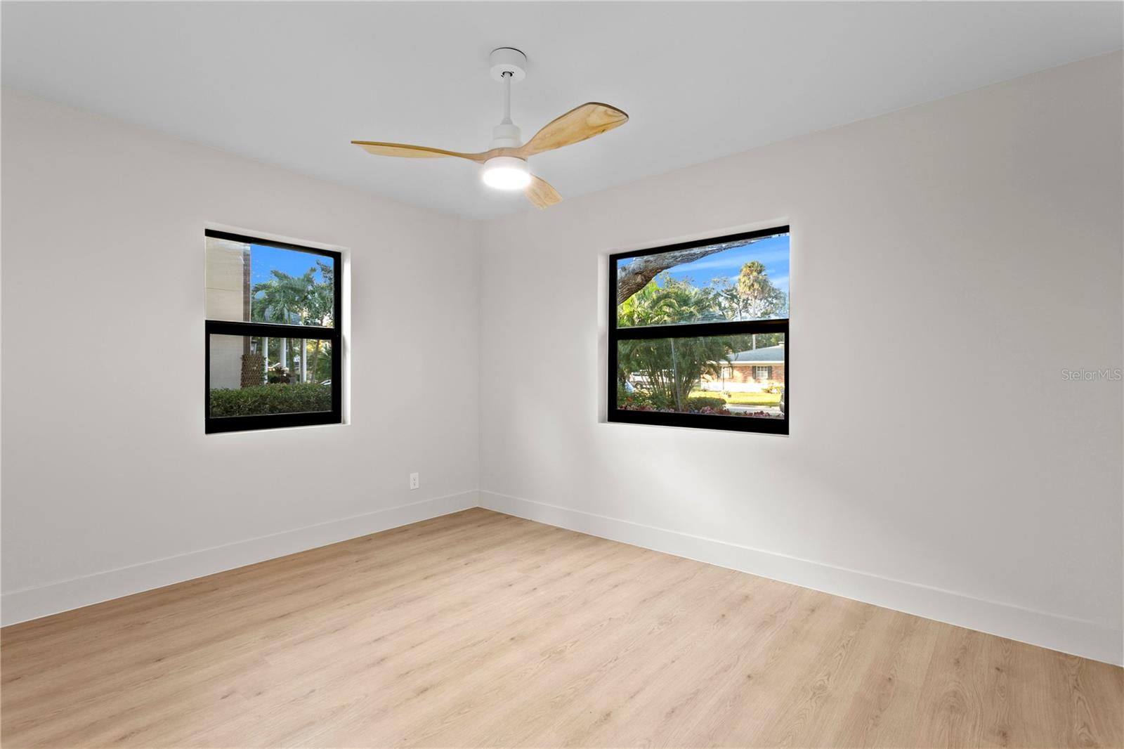 4504 W LAMB (A) AVE, TAMPA, FL, 33629