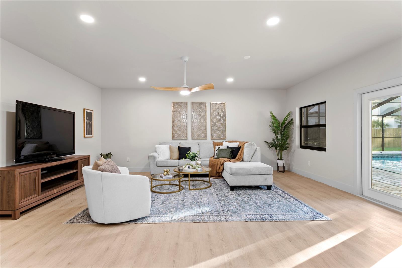 4504 W LAMB (A) AVE, TAMPA, FL, 33629