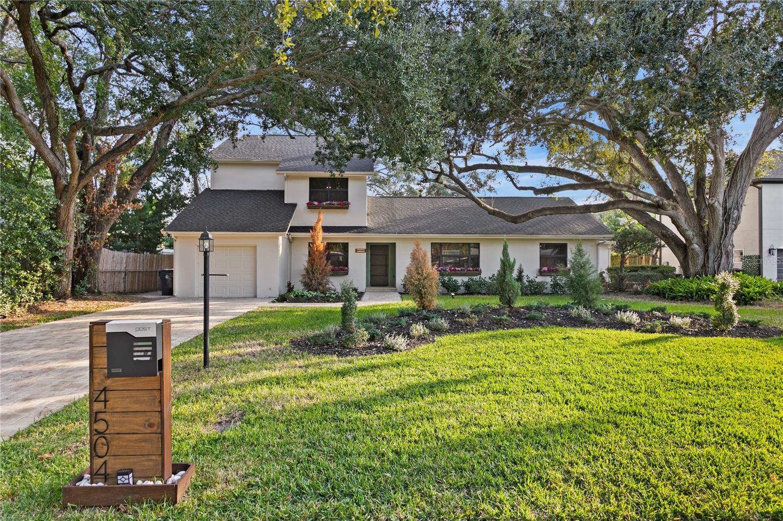 4504 W LAMB (A) AVE, TAMPA, FL, 33629