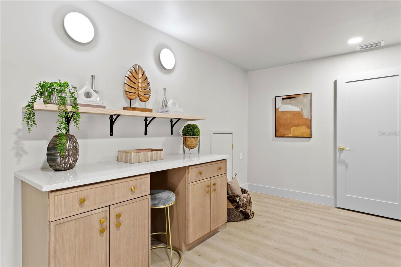 4504 W LAMB (A) AVE, TAMPA, FL, 33629