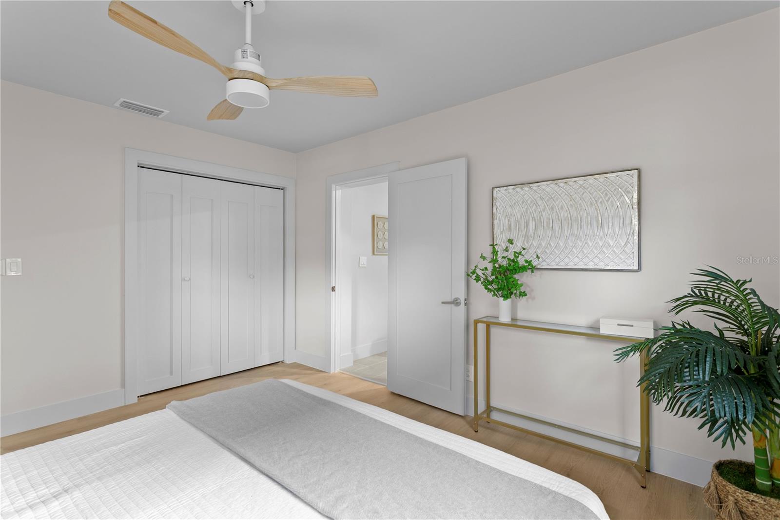 4504 W LAMB (A) AVE, TAMPA, FL, 33629