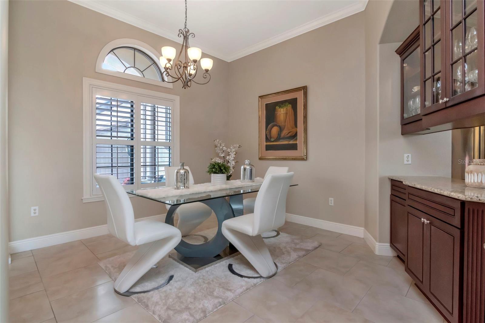 1022 EMERALD CREEK DR, VALRICO, FL, 33596