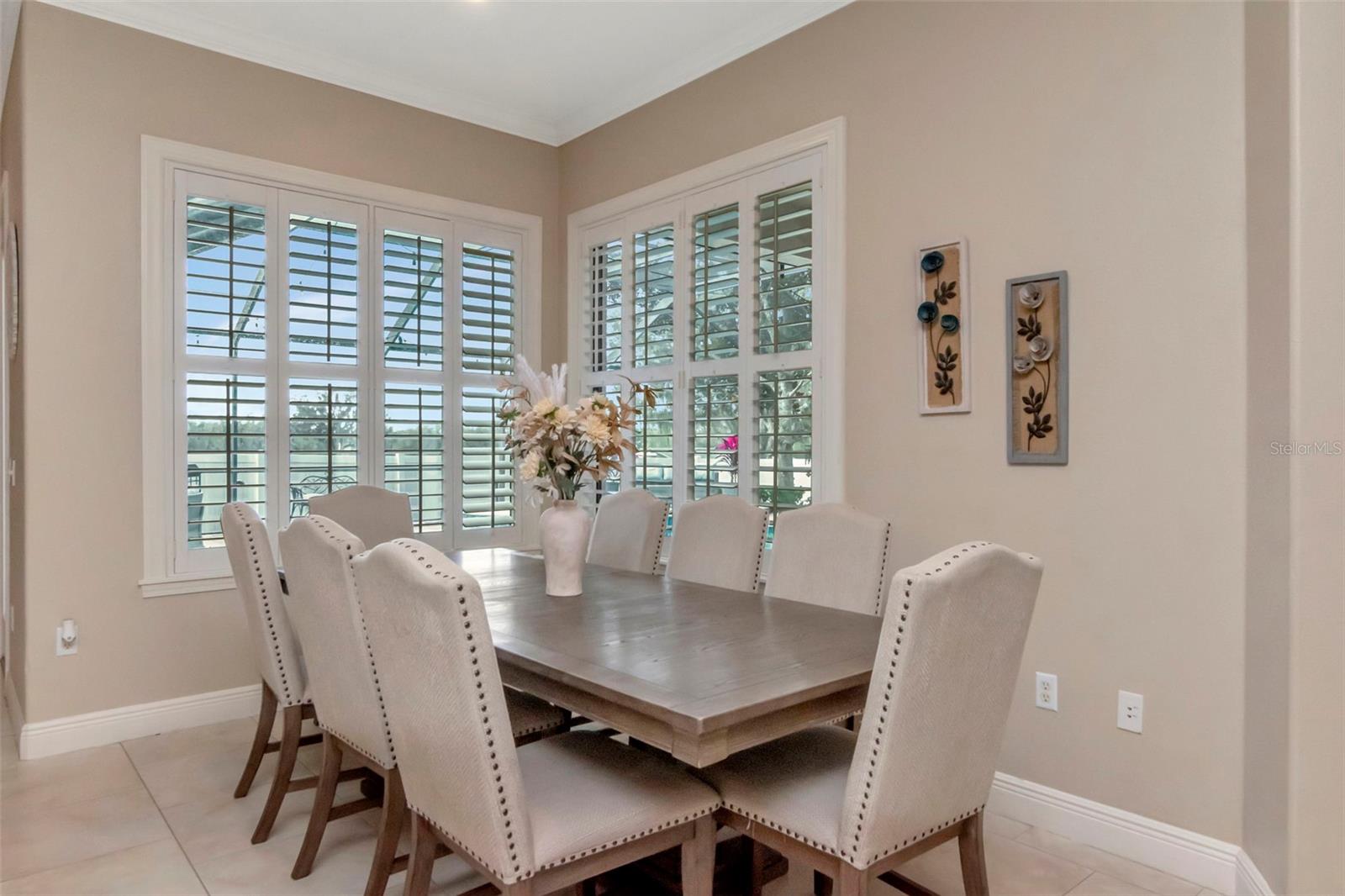 1022 EMERALD CREEK DR, VALRICO, FL, 33596