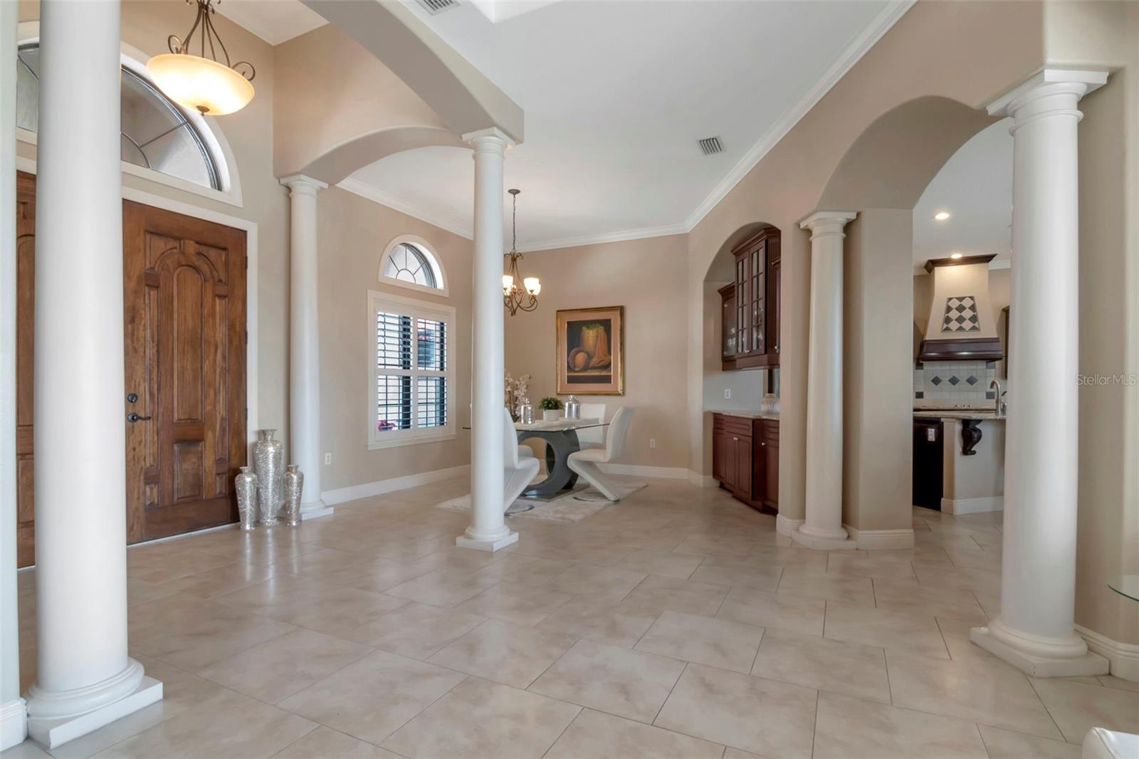 1022 EMERALD CREEK DR, VALRICO, FL, 33596