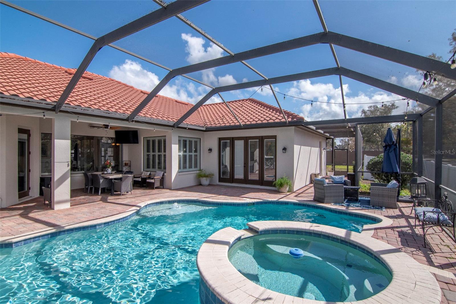 1022 EMERALD CREEK DR, VALRICO, FL, 33596