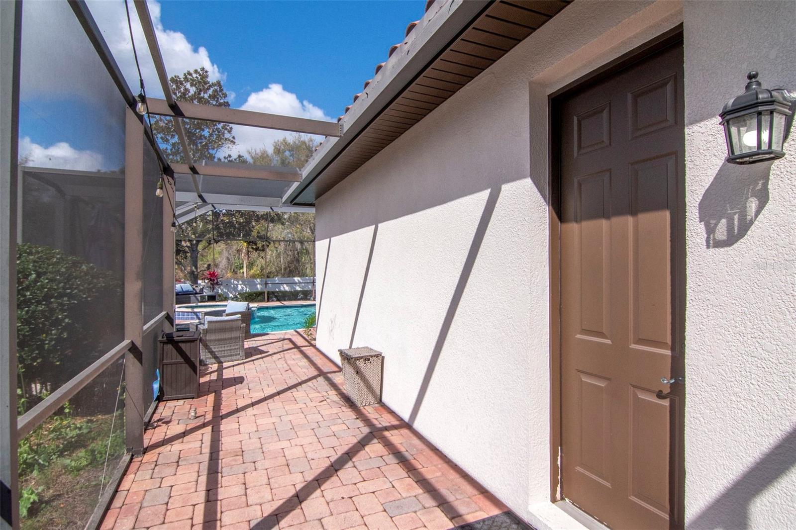 1022 EMERALD CREEK DR, VALRICO, FL, 33596