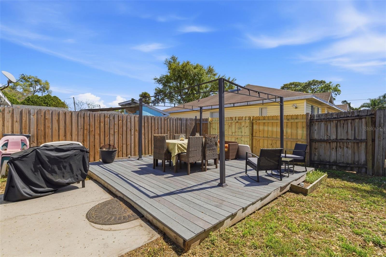 5940 & 5934 MEADOWLANE ST, NEW PORT RICHEY, FL, 34652