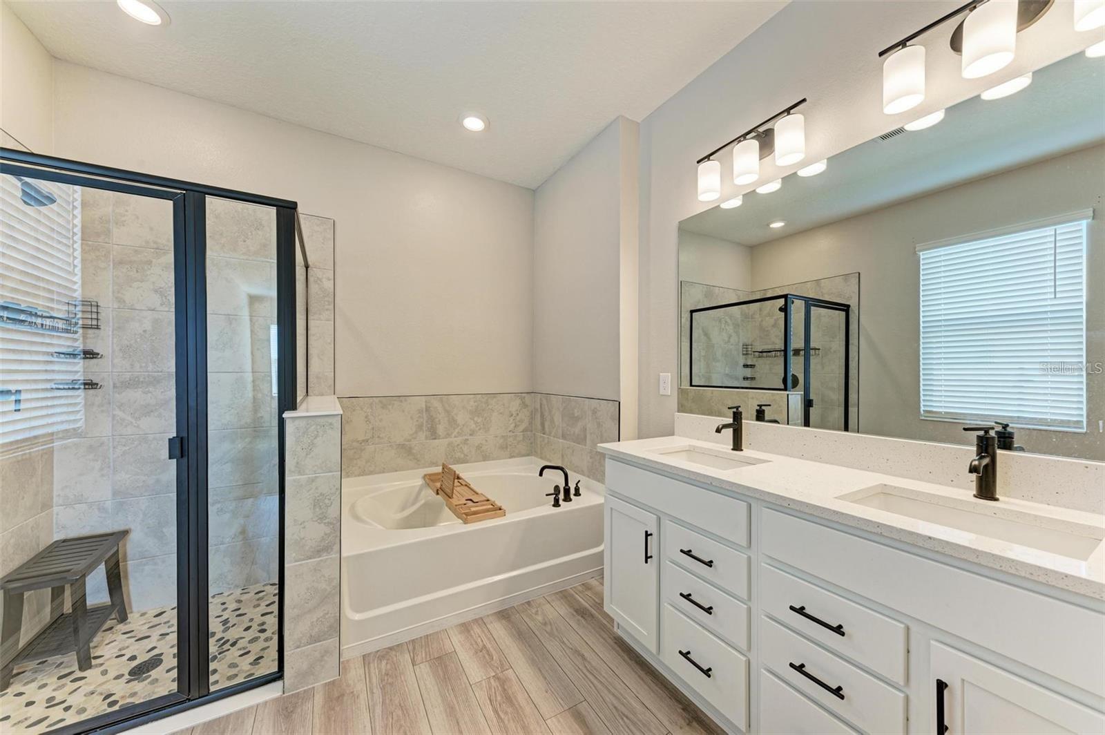 3519 74TH AVENUE CIR E, SARASOTA, FL, 34243