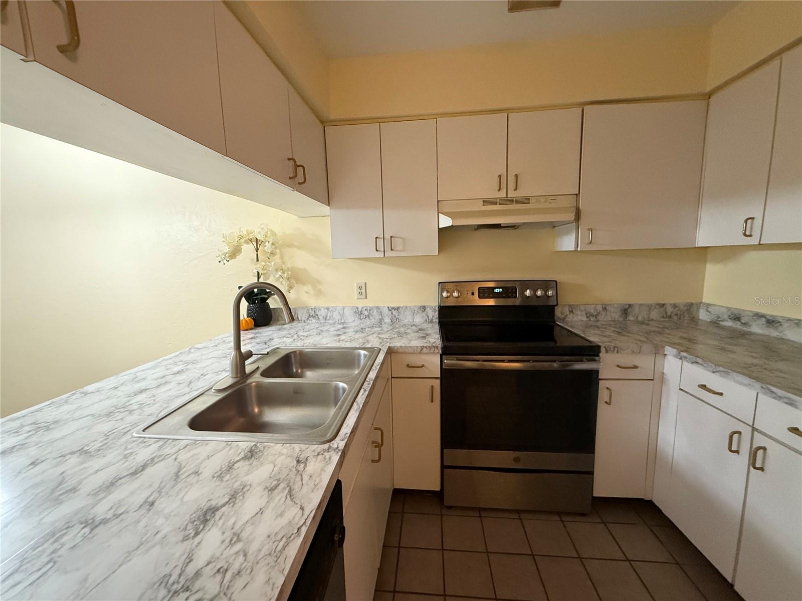 2735 SW 35TH PL #1604, GAINESVILLE, FL, 32608