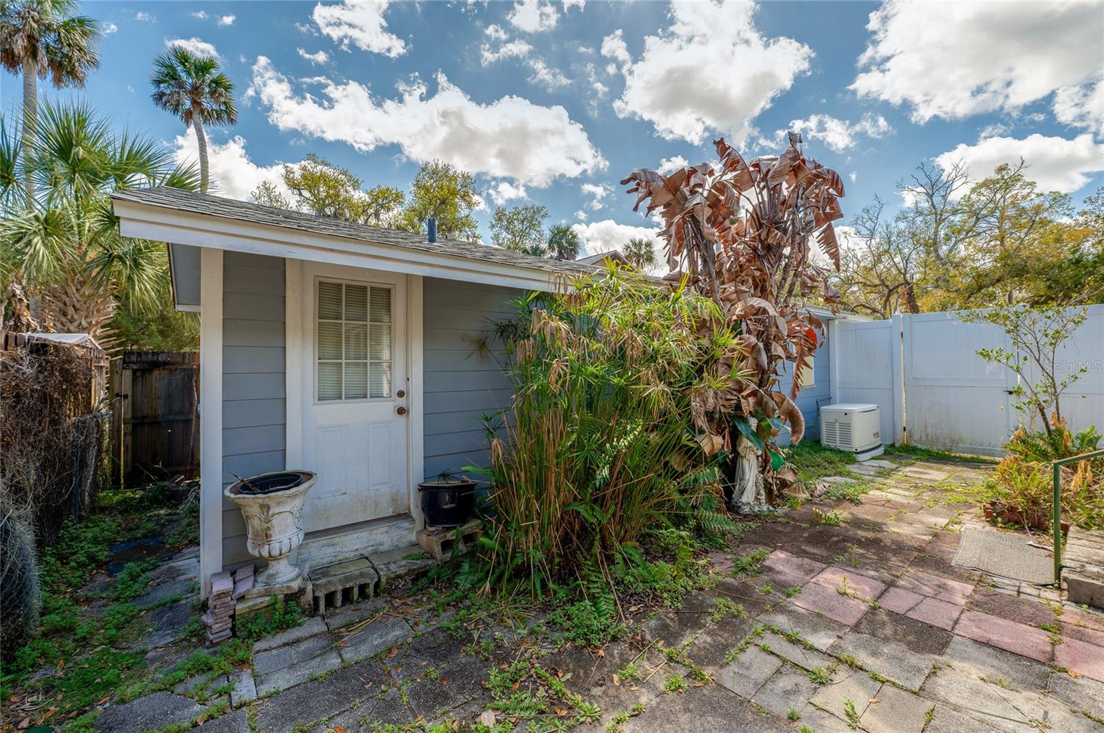 715 NEAL ST, NEW SMYRNA BEACH, FL, 32168