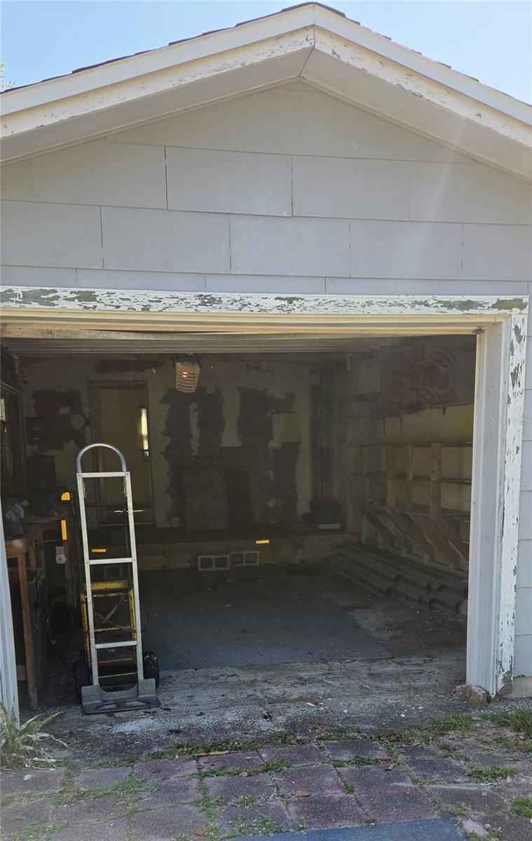 715 NEAL ST, NEW SMYRNA BEACH, FL, 32168