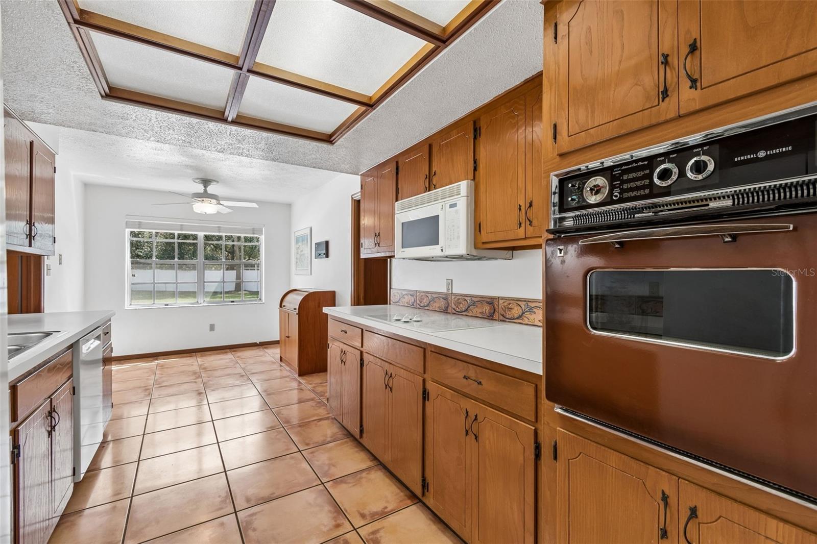 6701 MID PL, TEMPLE TERRACE, FL, 33617