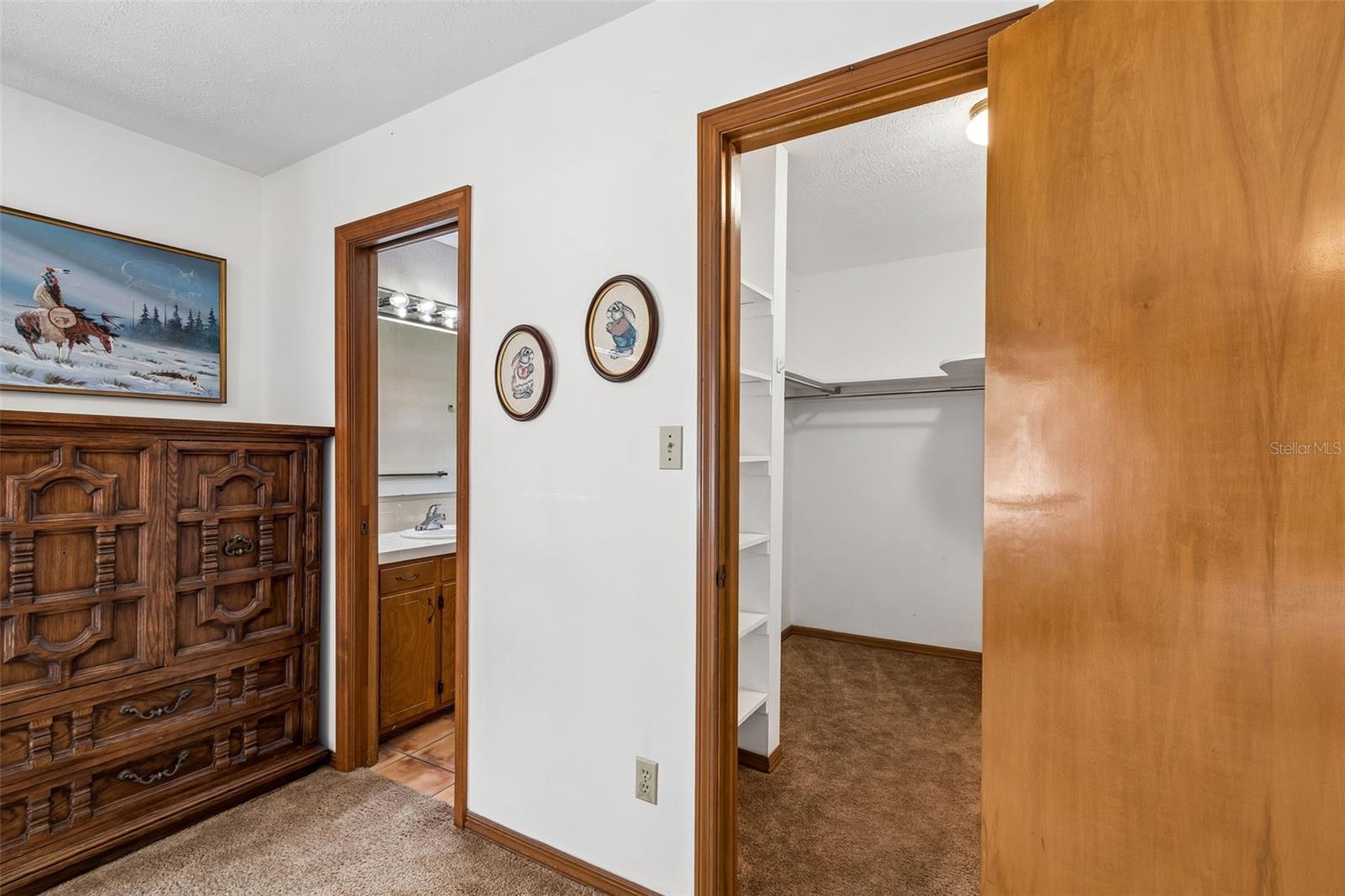 6701 MID PL, TEMPLE TERRACE, FL, 33617