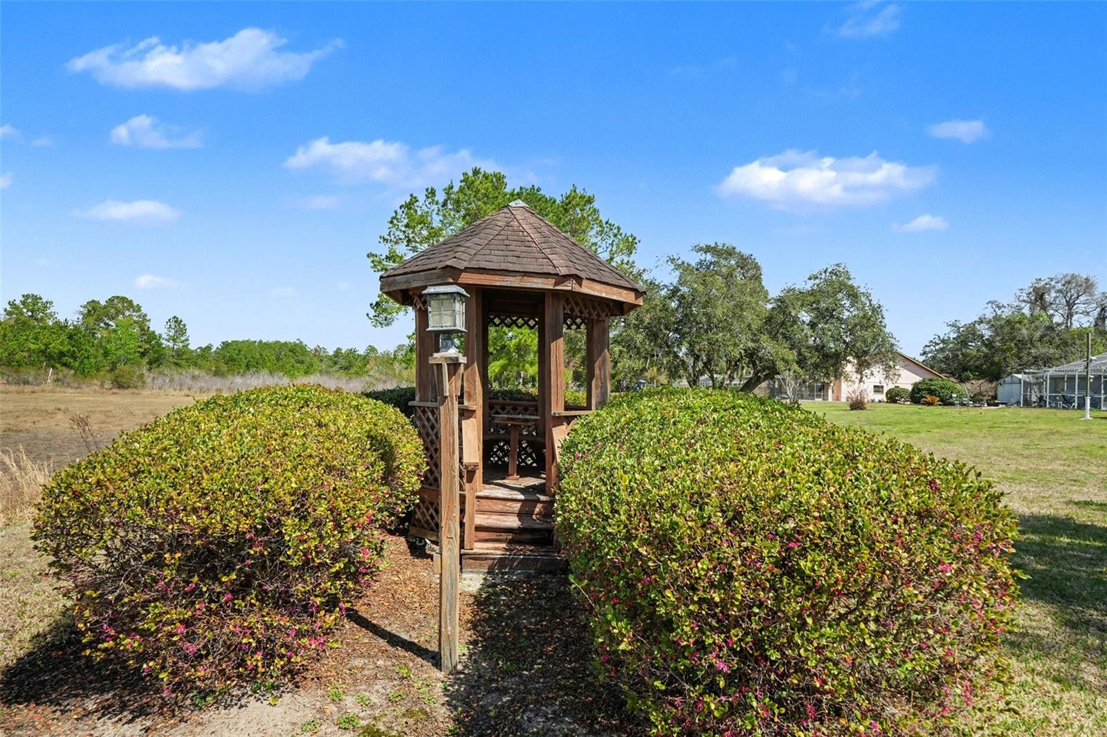 11009 WOODLAND WATERS BLVD, WEEKI WACHEE, FL, 34613