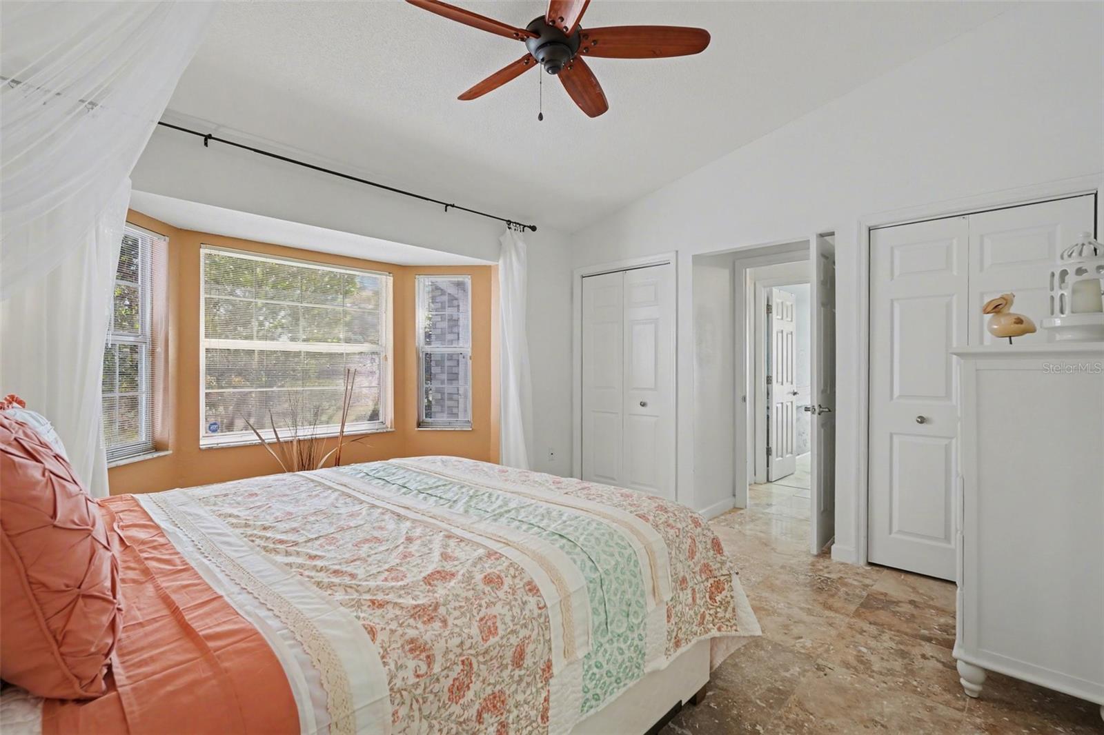 11009 WOODLAND WATERS BLVD, WEEKI WACHEE, FL, 34613