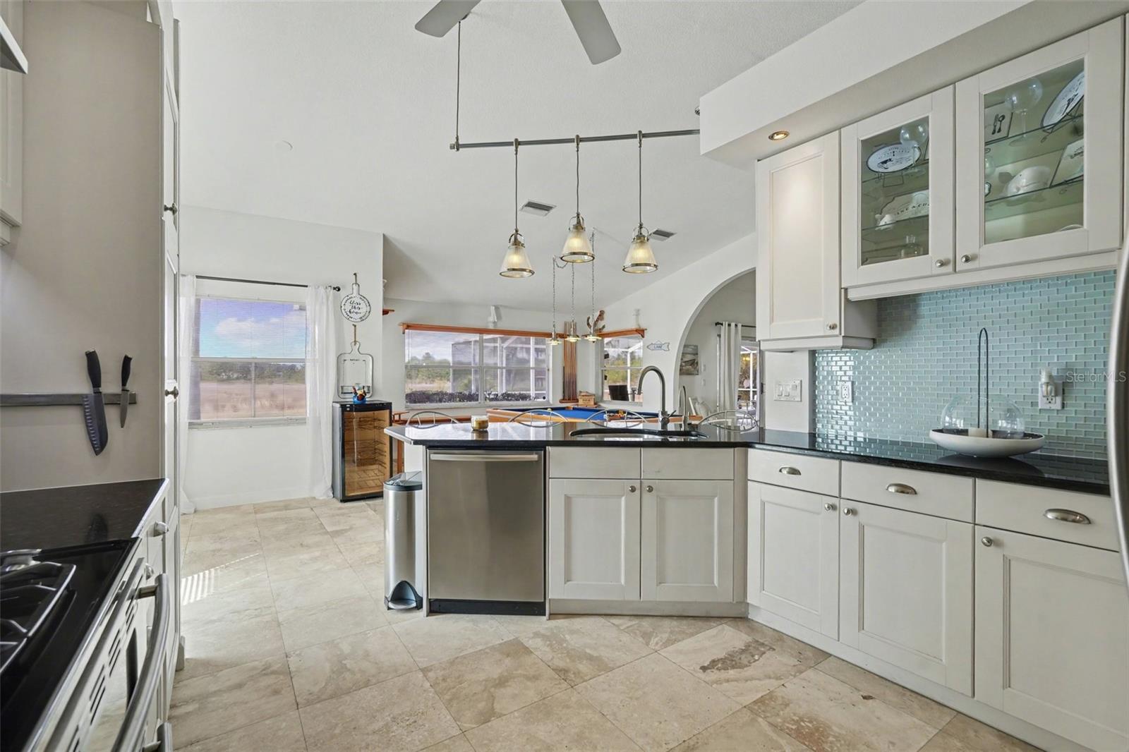 11009 WOODLAND WATERS BLVD, WEEKI WACHEE, FL, 34613